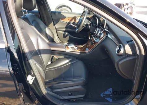 2015 Mercedes-Benz C 300 4Matic from USA, damaged, VIN 55SWF4KB1FU038974